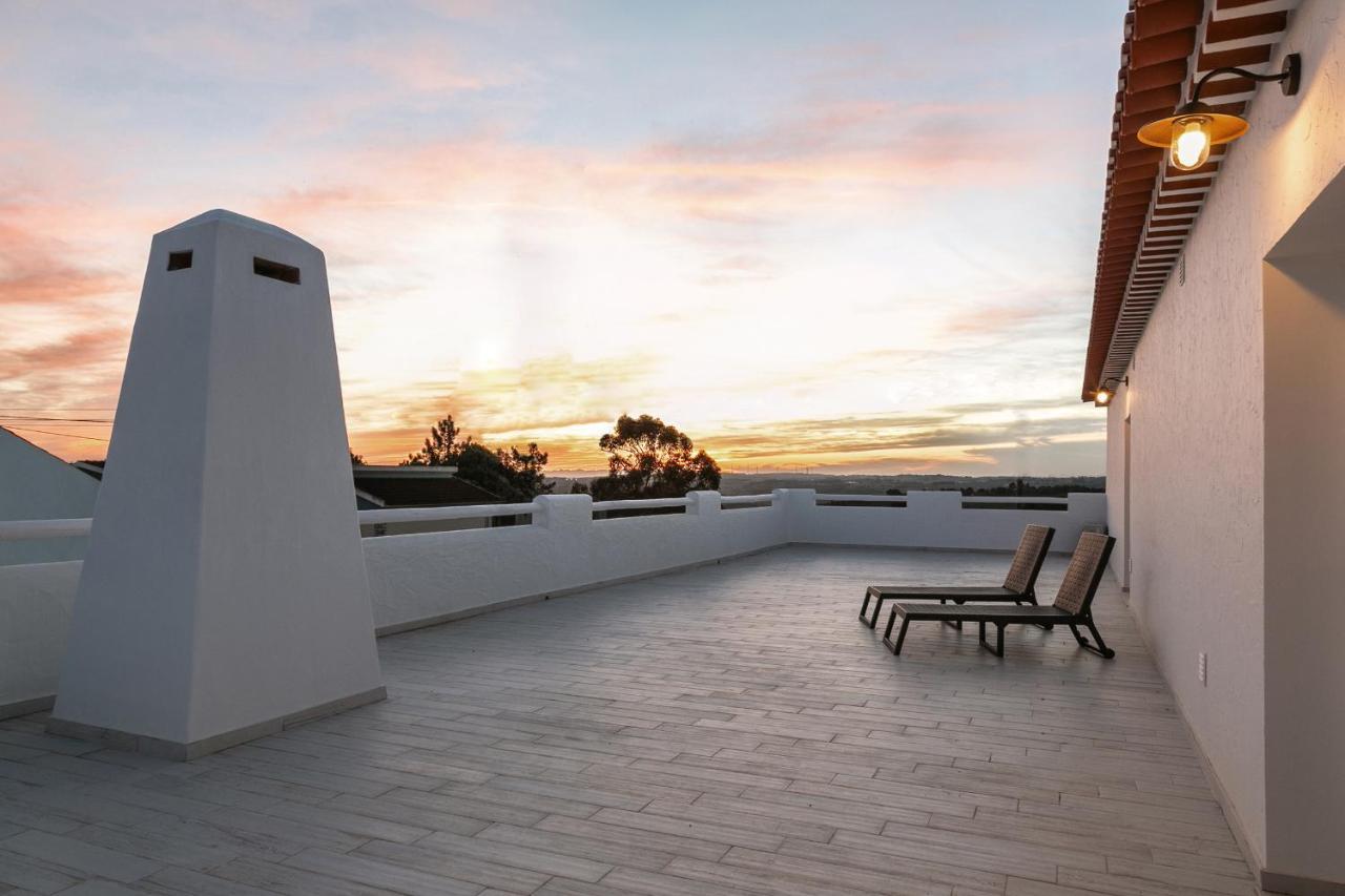 Pe No Campo Suites And Villa Carvalhal  ภายนอก รูปภาพ