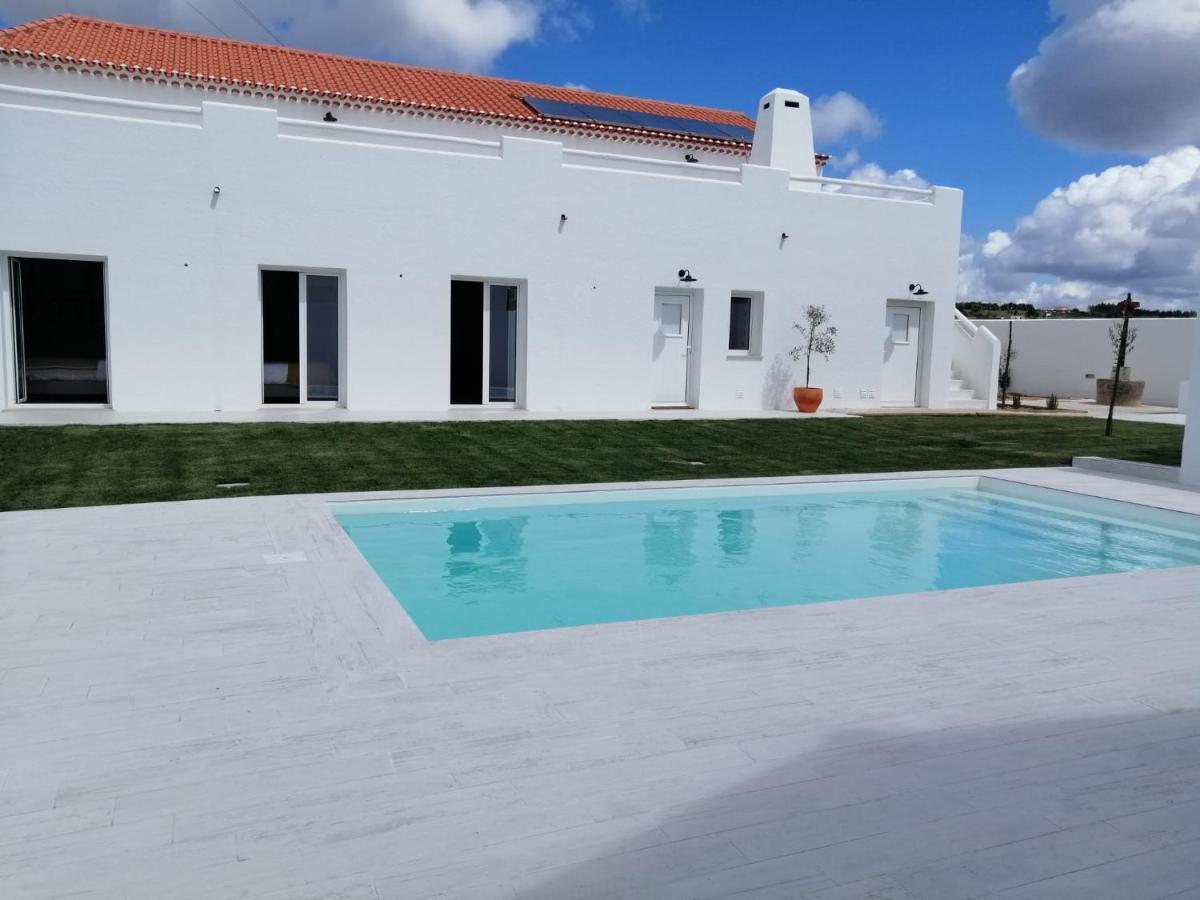 Pe No Campo Suites And Villa Carvalhal  ภายนอก รูปภาพ